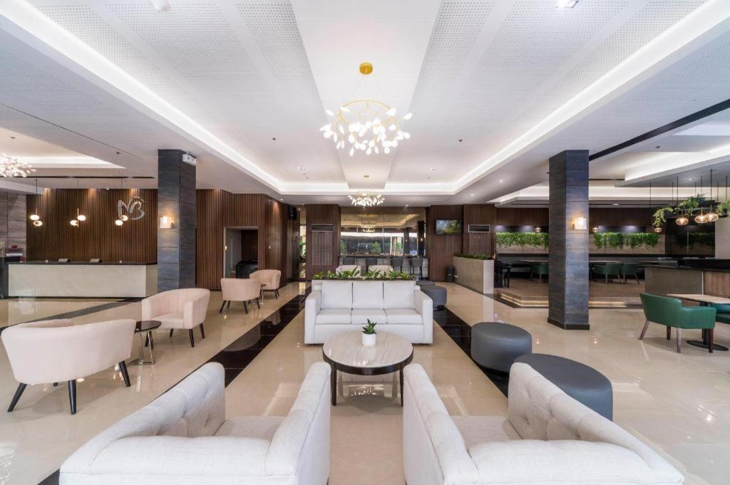 Mallberry Suites Business Hotel Cagayan de Oro Exterior photo