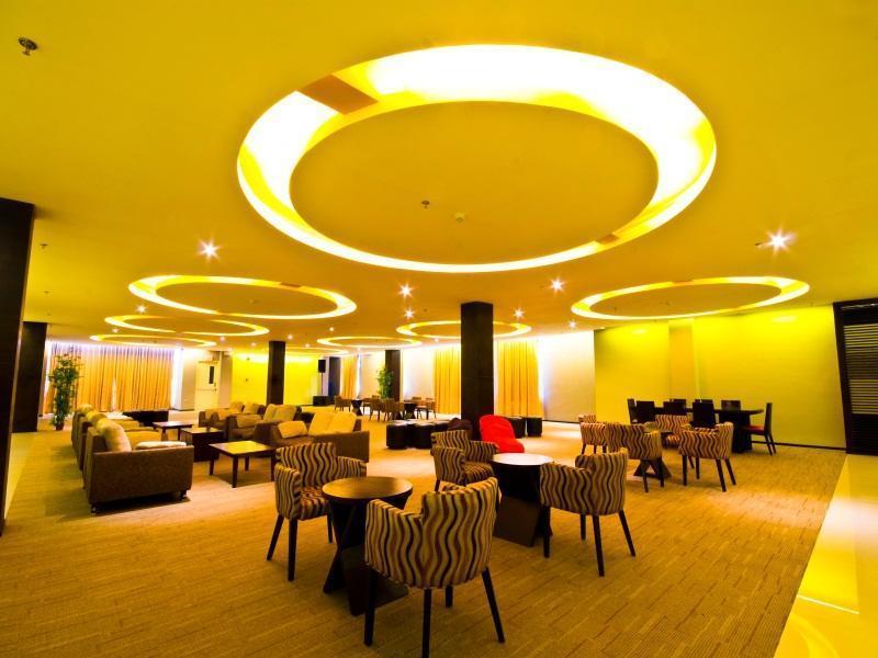 Mallberry Suites Business Hotel Cagayan de Oro Exterior photo
