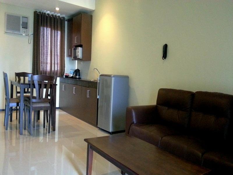 Mallberry Suites Business Hotel Cagayan de Oro Exterior photo