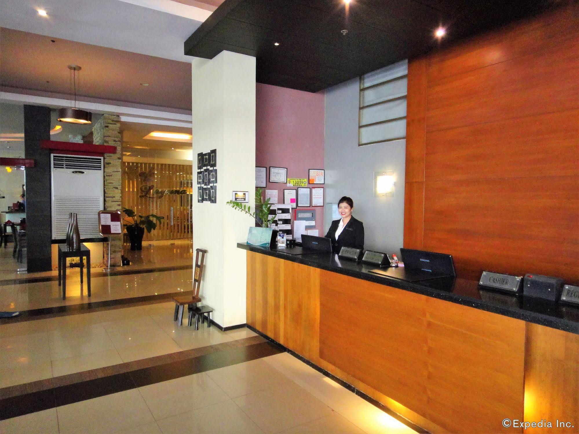 Mallberry Suites Business Hotel Cagayan de Oro Exterior photo
